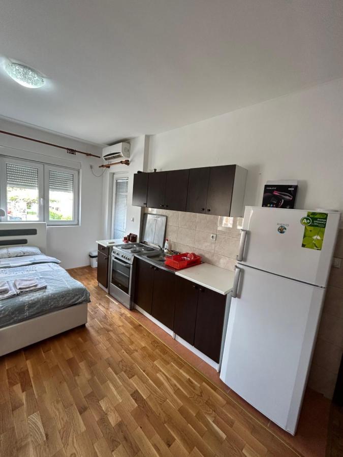 Apartman Stex Podgorica Exterior foto